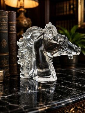 Crystal clear Horse Head Italian Art Glass 24 Percent Lead Animal figure 4x5”